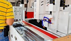 数控钻床的工作原理